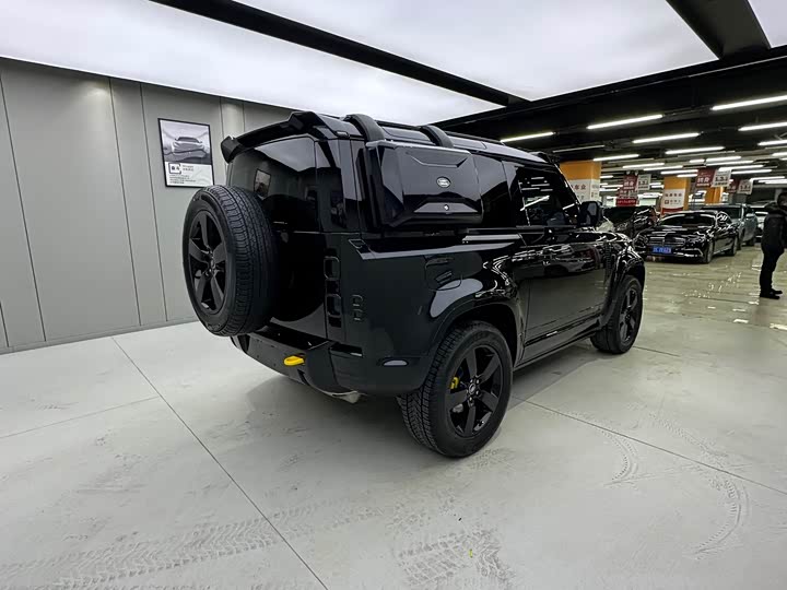 Фото 3 - Land Rover Defender