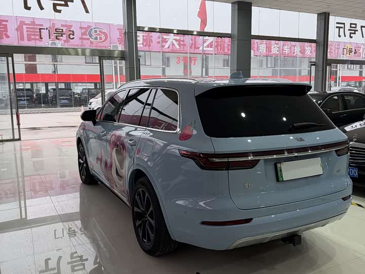 Фото 7 - LiXiang One