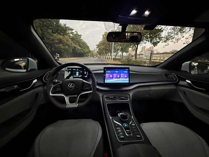 Фото 5 - BYD Qin Plus