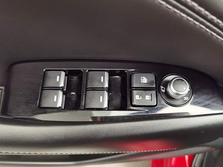 Фото 9 - Mazda Atenza