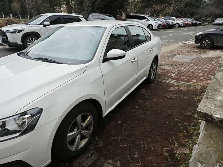 Фото 5 - Volkswagen Lavida