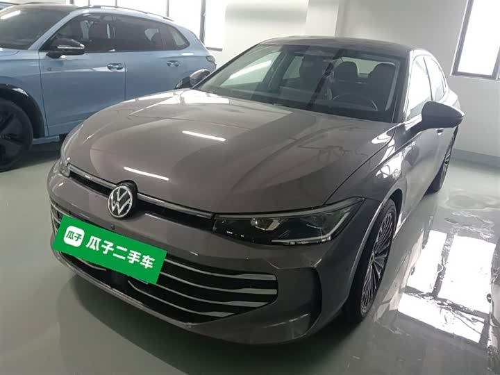 Фото 2 - Volkswagen Passat