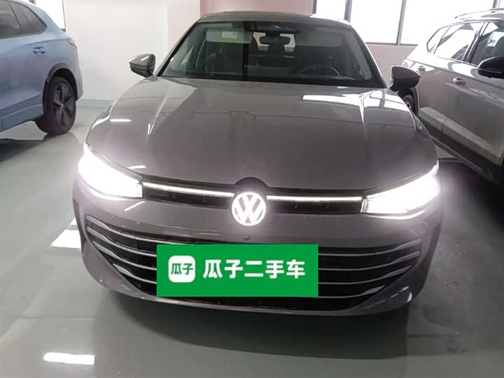 Фото 3 - Volkswagen Passat