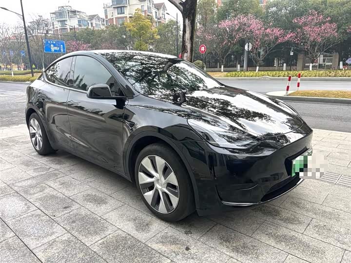 Фото 7 - Tesla Model Y