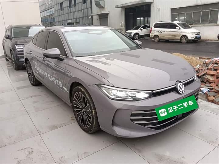 Фото 4 - Volkswagen Passat