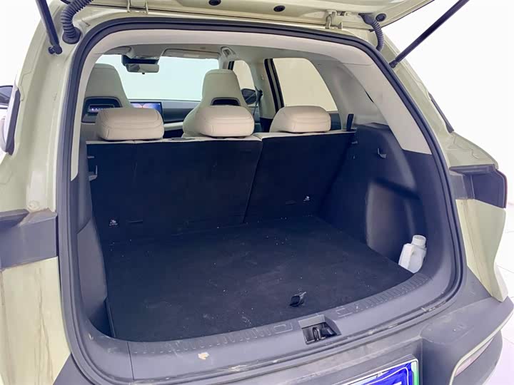 Фото 9 - BYD Yuan Up