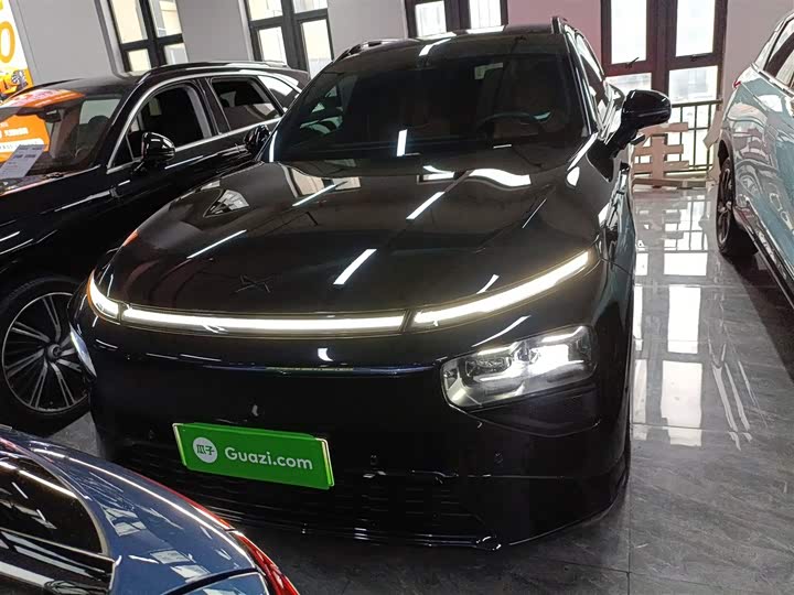 Фото 3 - XPeng G9