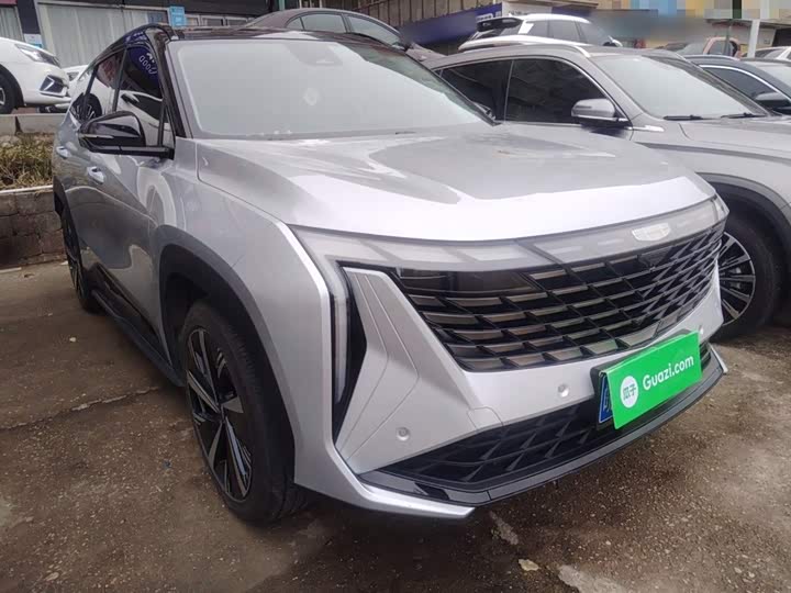 Фото 4 - Geely Atlas L