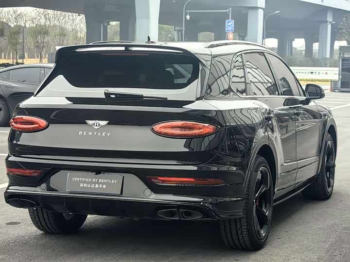 Фото 5 - Bentley Bentayga