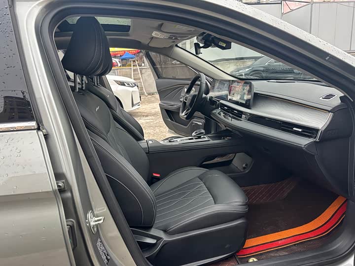 Фото 6 - Chery Arrizo 8