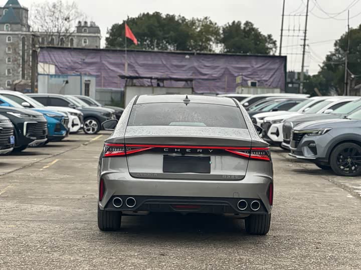 Фото 9 - Chery Arrizo 8