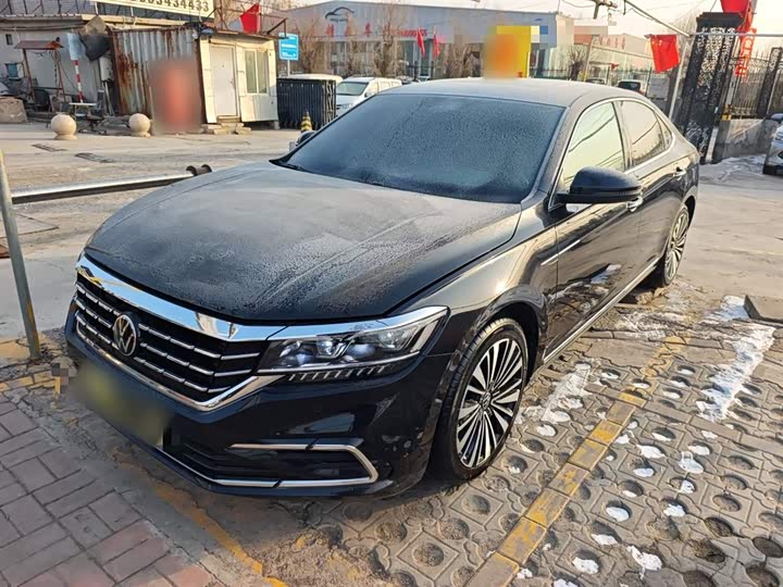 Фото 1 - Volkswagen Passat