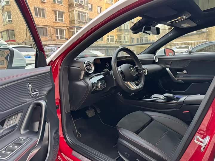 Фото 6 - Mercedes-Benz A-Class