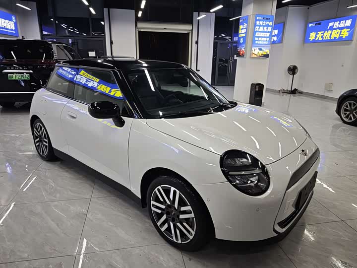 Фото 5 - Mini Cooper