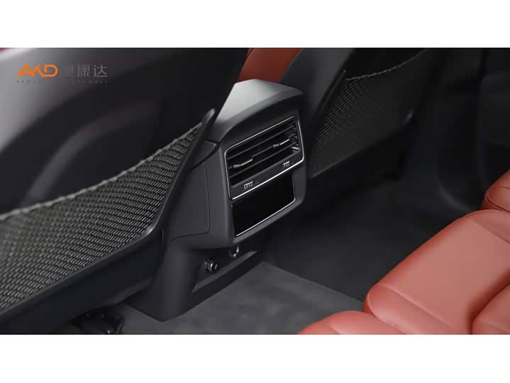 Фото 9 - Audi SQ7