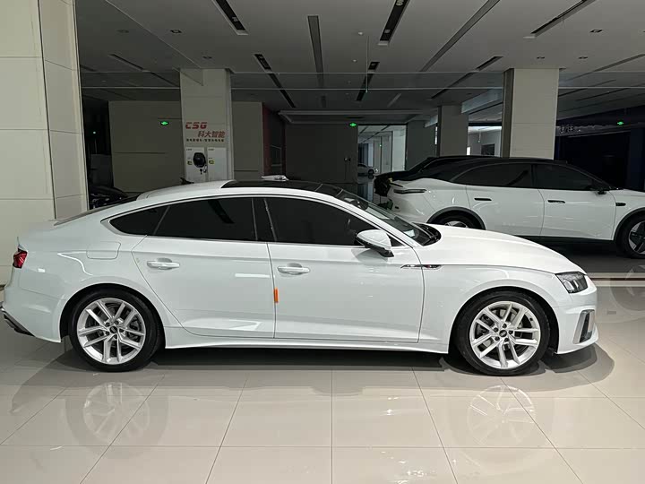 Фото 4 - Audi A5