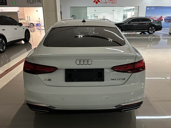 Фото 6 - Audi A5