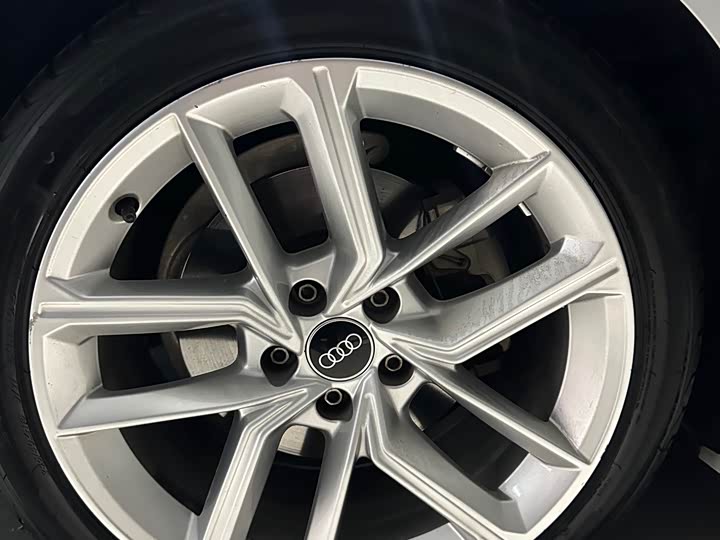 Фото 8 - Audi A5