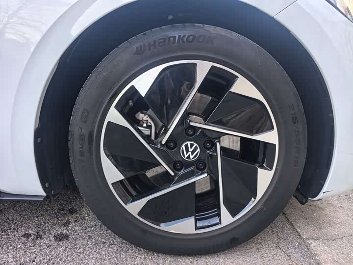 Фото 4 - Volkswagen ID.3