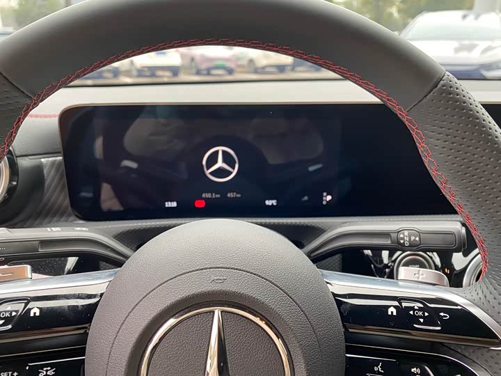 Фото 8 - Mercedes-Benz A-Class