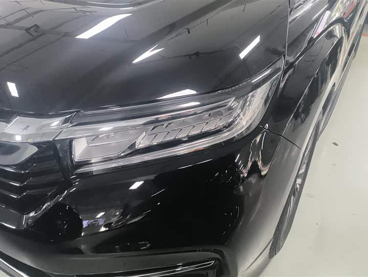 Фото 5 - Honda Avancier