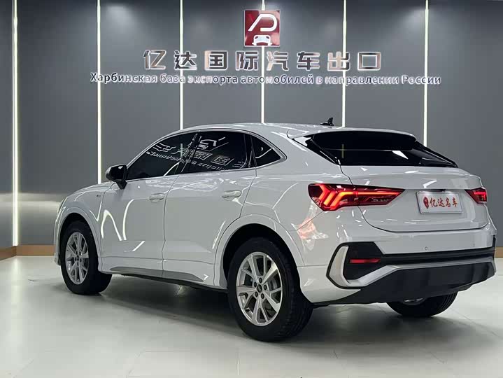 Фото 5 - Audi Q3 Sportback