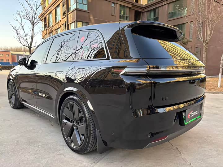 Фото 4 - LiXiang L8