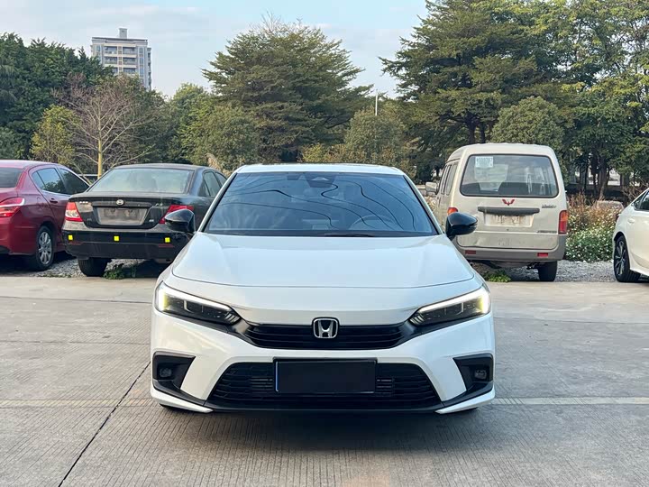 Фото 2 - Honda Civic