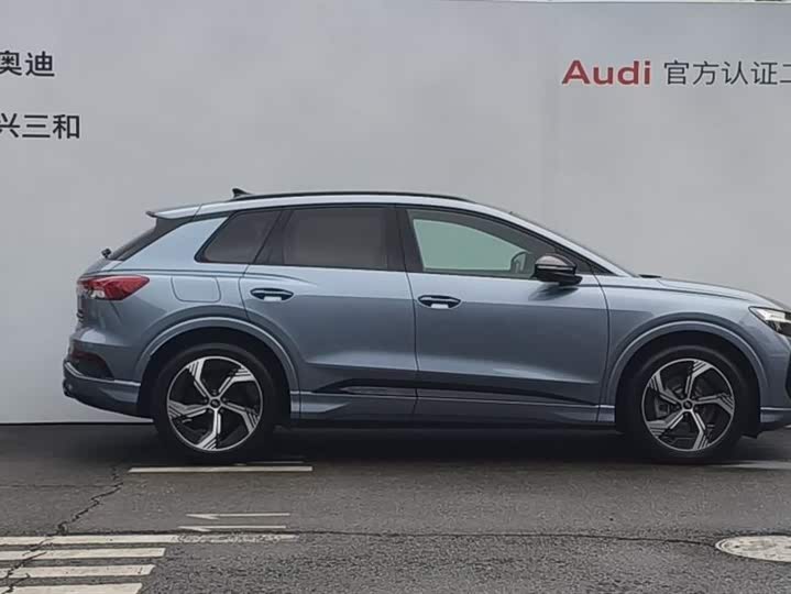Фото 3 - Audi Q4 e-tron