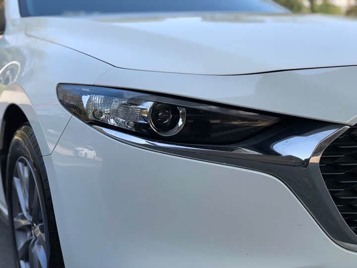 Фото 8 - Mazda 3 (Axela)