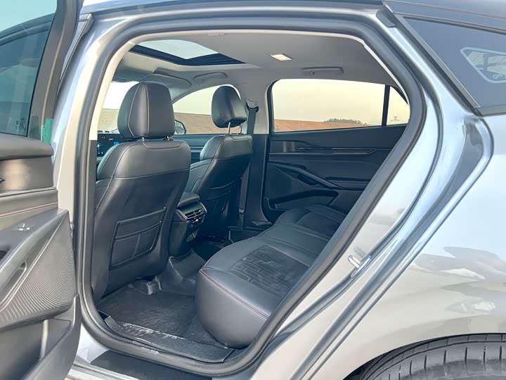 Фото 5 - Ford Mondeo