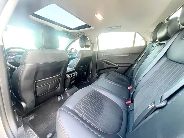 Фото 8 - Ford Mondeo