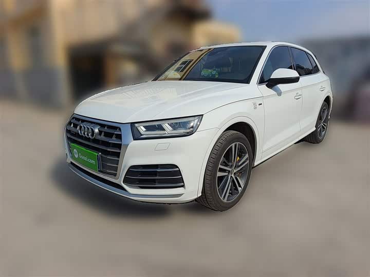 Фото 2 - Audi Q5L
