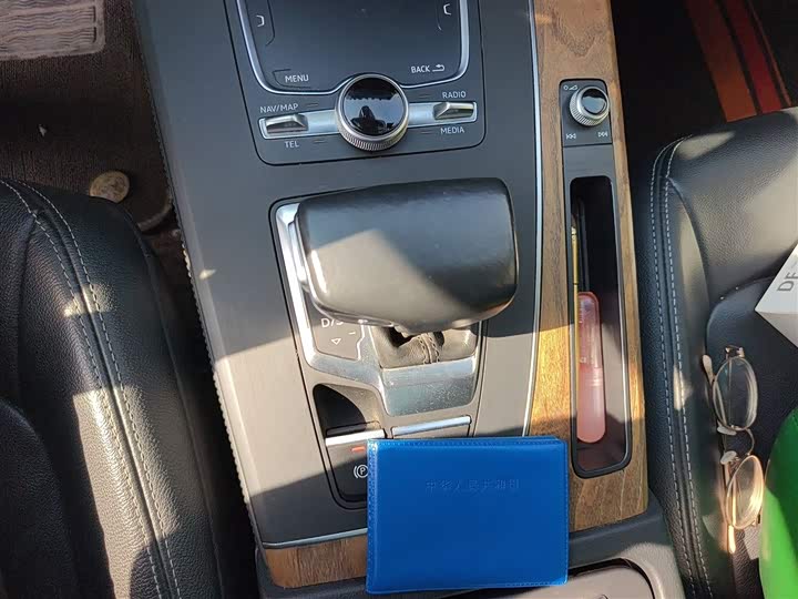 Фото 7 - Audi Q5L