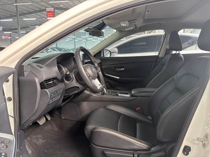 Фото 5 - Nissan Sylphy