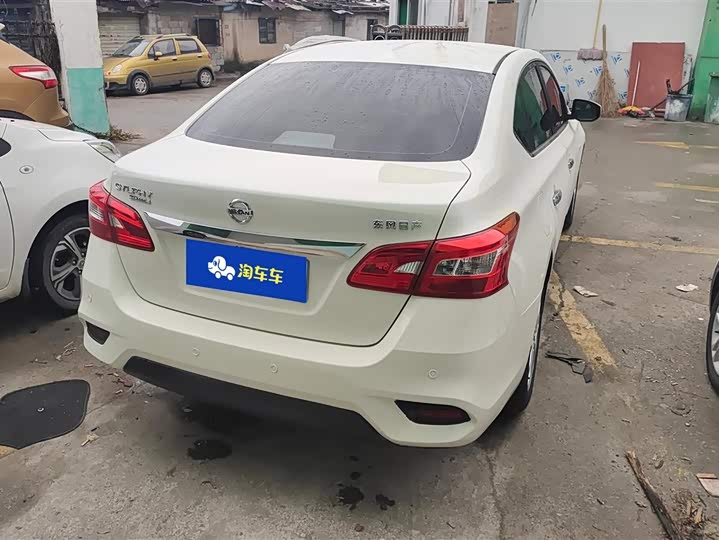 Фото 3 - Nissan Sylphy