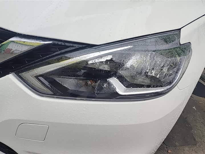 Фото 5 - Nissan Sylphy