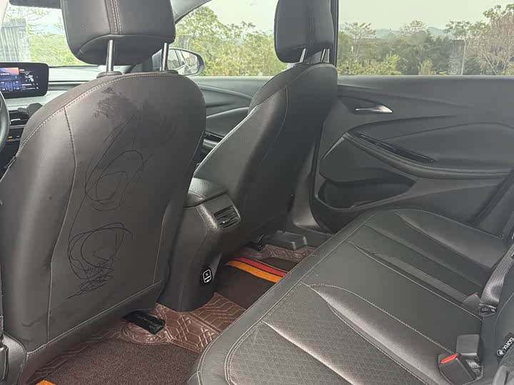 Фото 6 - Buick Verano