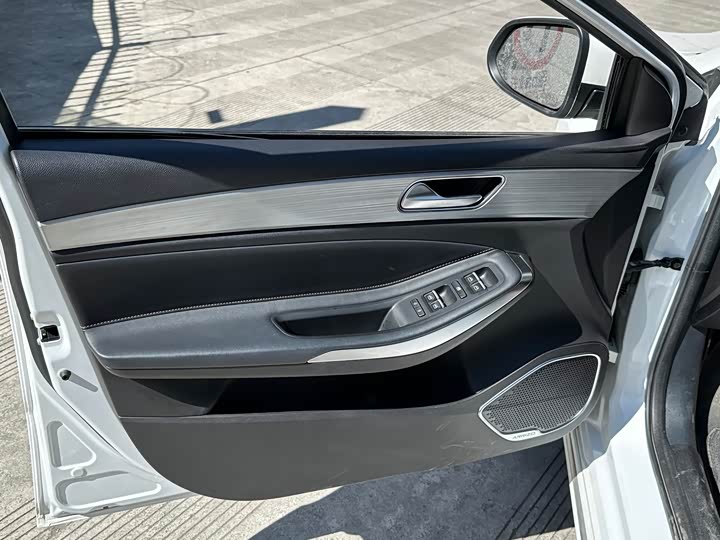 Фото 8 - Chery Omoda S5 (Arrizo 5 Plus)