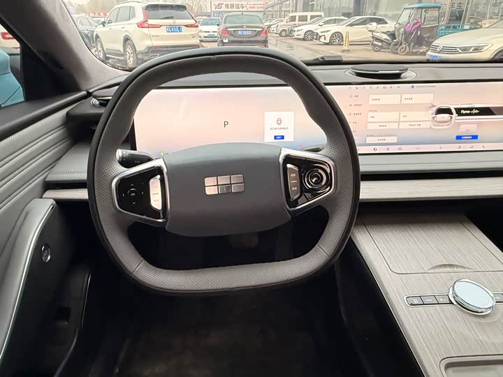 Фото 7 - Geely Galaxy E8