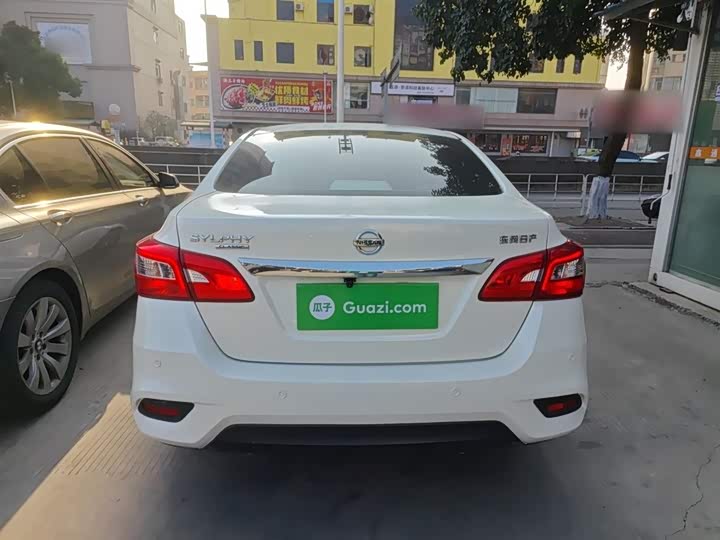 Фото 6 - Nissan Sylphy