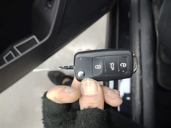 Фото 9 - Volkswagen Lavida