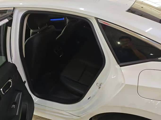 Фото 3 - Honda Integra