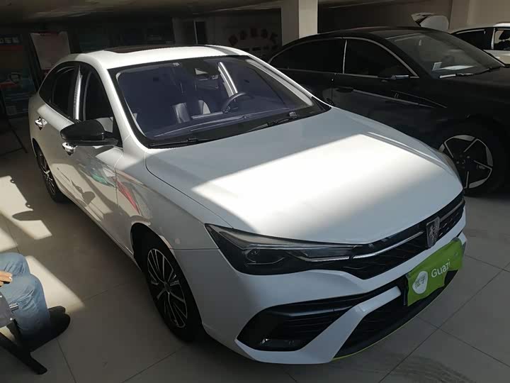 Фото 4 - Roewe i5