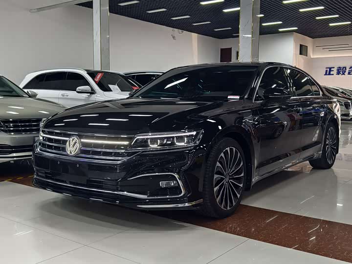 Фото 1 - Volkswagen Phideon