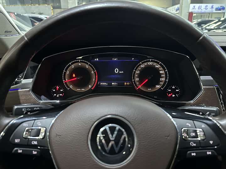 Фото 3 - Volkswagen Phideon
