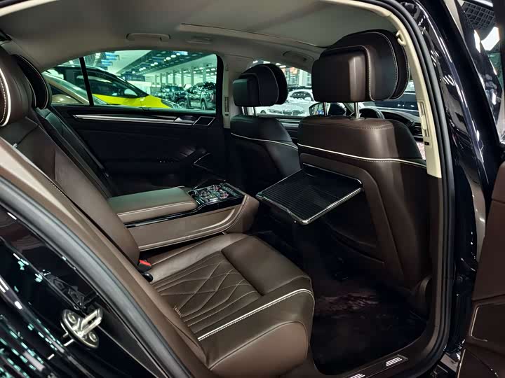 Фото 7 - Volkswagen Phideon