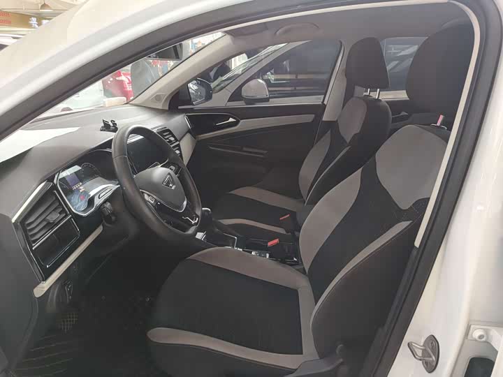 Фото 4 - Jetta VS5