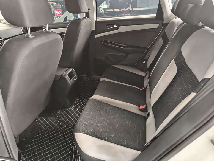 Фото 5 - Jetta VS5