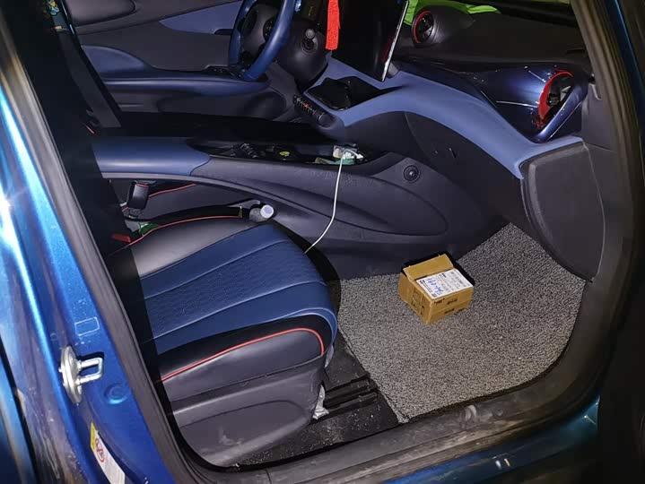 Фото 8 - BYD Dolphin